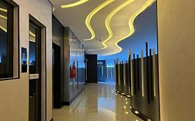Elegante quarto e sala Sky Concept 418 Novissímo